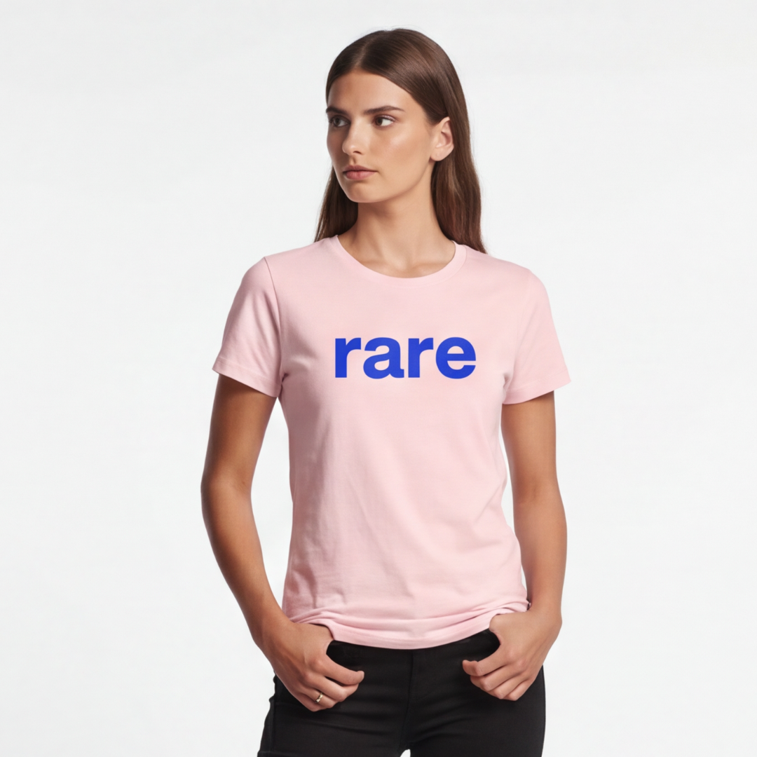 Women's rare essentials tee